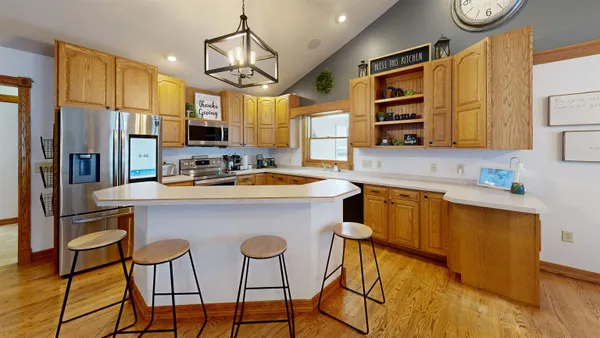 $549,900 | 4674 County Hwy BC, Sparta, WI 54656