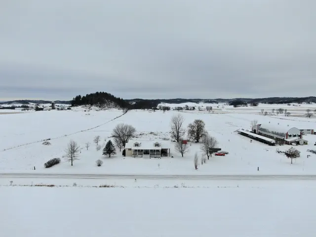 $575,000 | 4674 County Hwy BC, Sparta, WI 54656