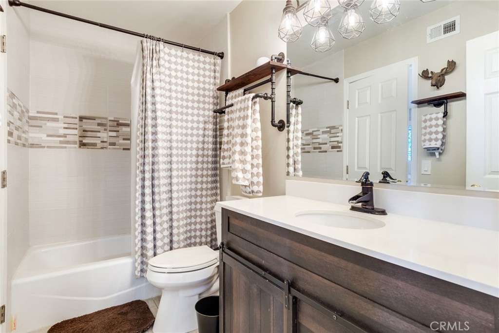 1182 Mountain Gate Road Upland, CA 91786 - Photo 14 of 25 Spacious bathroom