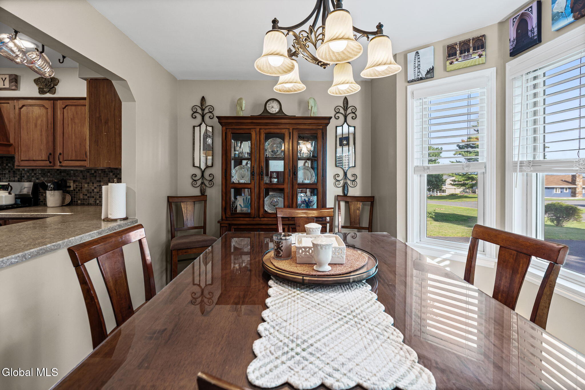 122 Latham Ridge Road Colonie, NY 12110 - Photo 17 of 53 21-web-or-mls-122-latham-ridge-rd