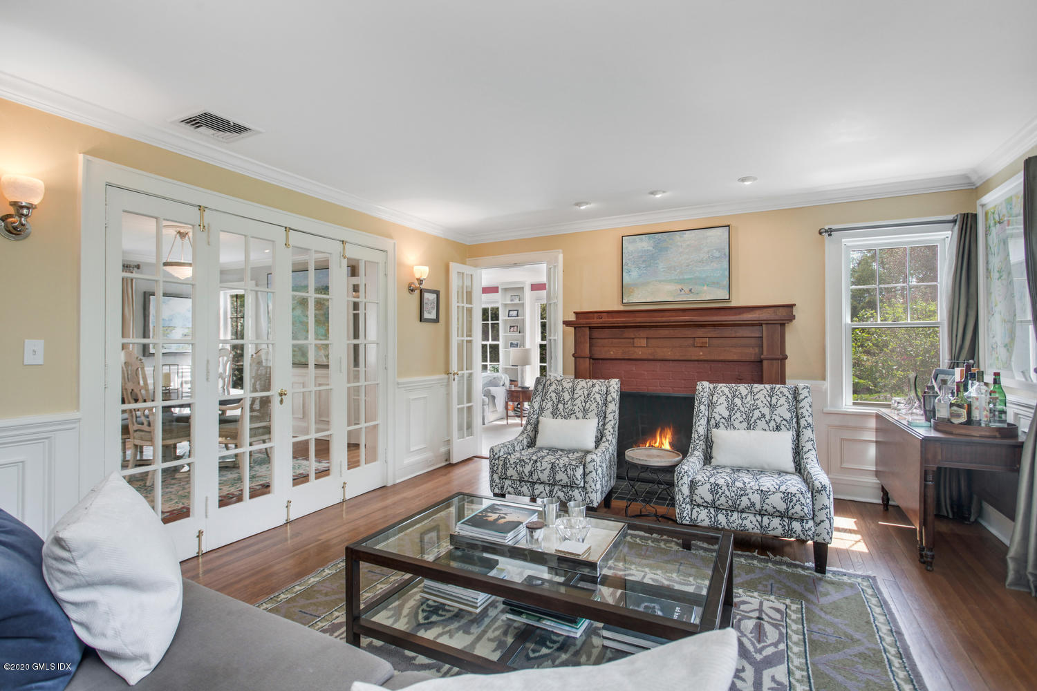 9 Armstrong Lane Riverside, CT 06878 - Photo 10 of 32 9 Armstrong Ln Greenwich CT-large-015-01