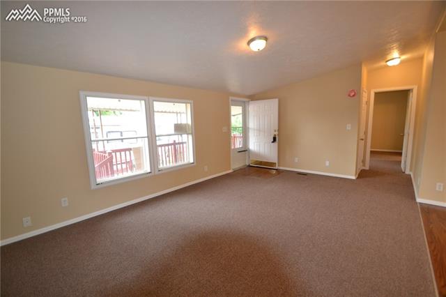 1308 Forest Road Colorado Springs, CO 80906 - Photo 12 of 34 Living Room