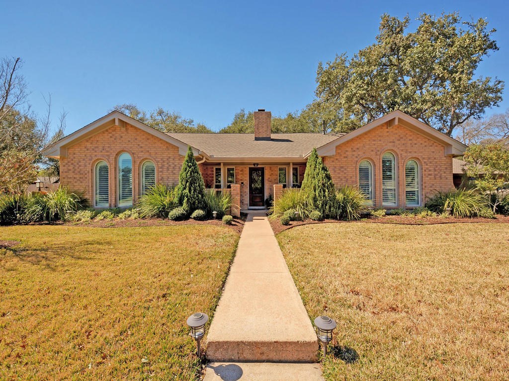 6806 One Oak Road Austin, TX 78749 - Photo 1 of 1 Gallery Image 1