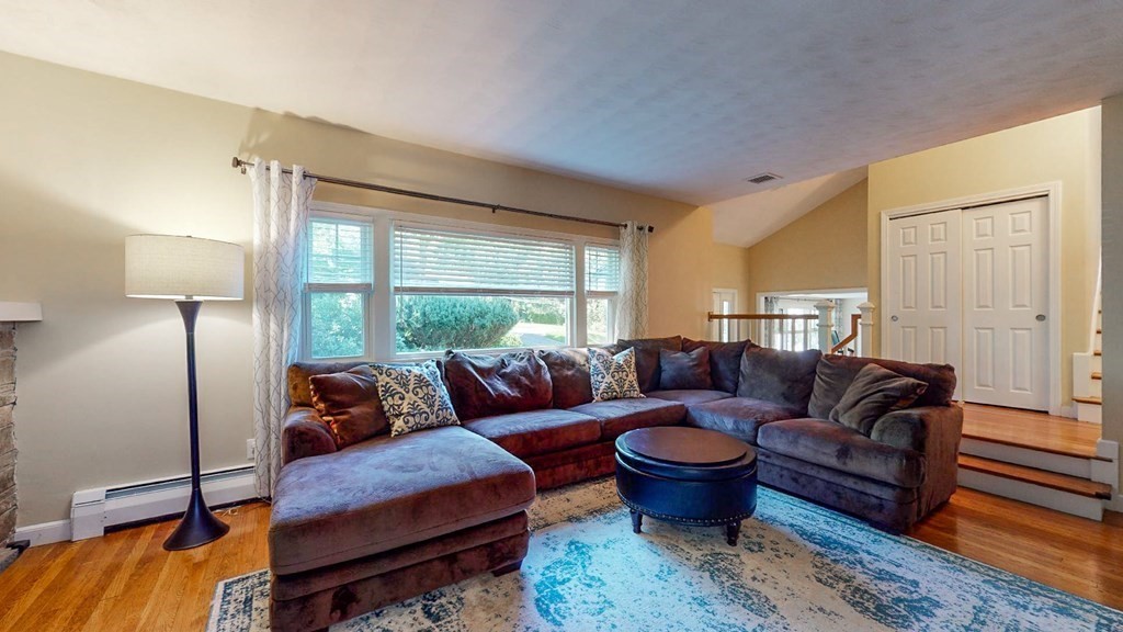 14 Brucewood Road Acton, MA 01720 - Photo 7 of 38 Gallery Image 7