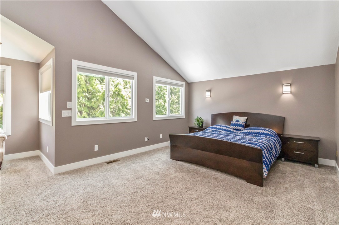 12613 38th Avenue Southeast Everett, WA 98208 - Photo 13 of 36