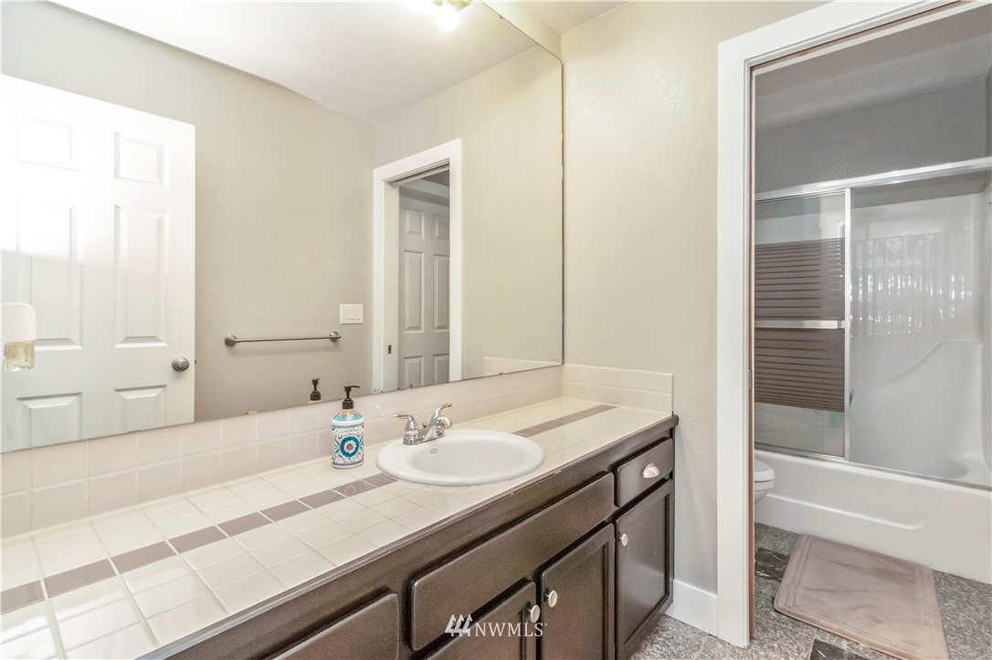 12613 38th Avenue Southeast Everett, WA 98208 - Photo 22 of 36