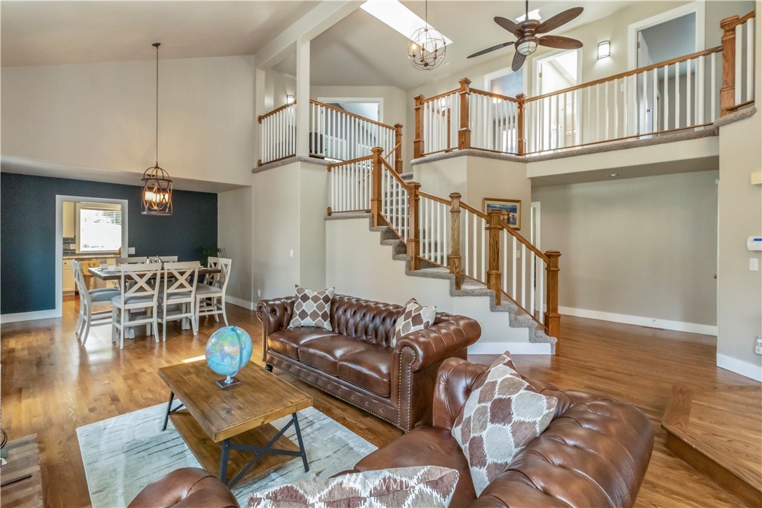 12613 38th Avenue Southeast Everett, WA 98208 - Photo 4 of 36