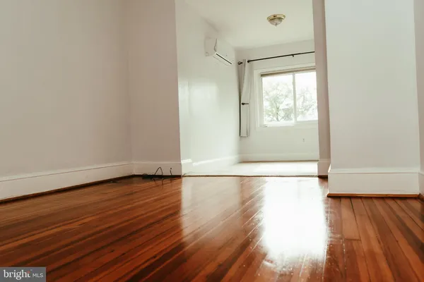 $3,600 | 636 Kenyon Street Northwest, Washington, DC 20010