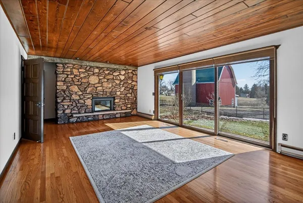 $999,000 | 2695 Gaston Road, Cottage Grove, WI 53527