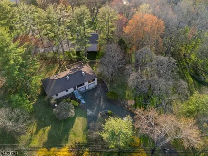 $780,000 | 43 King George Road, Warren, NJ 07059
