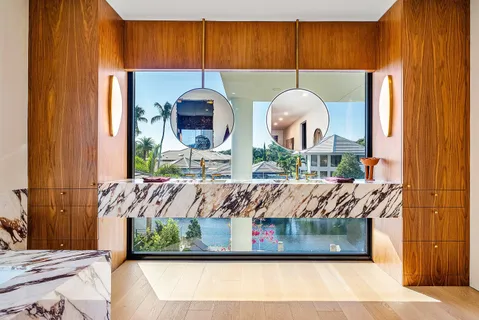 $7,500,000 | 5344 Boca Marina Circle North, Boca Raton, FL 33487
