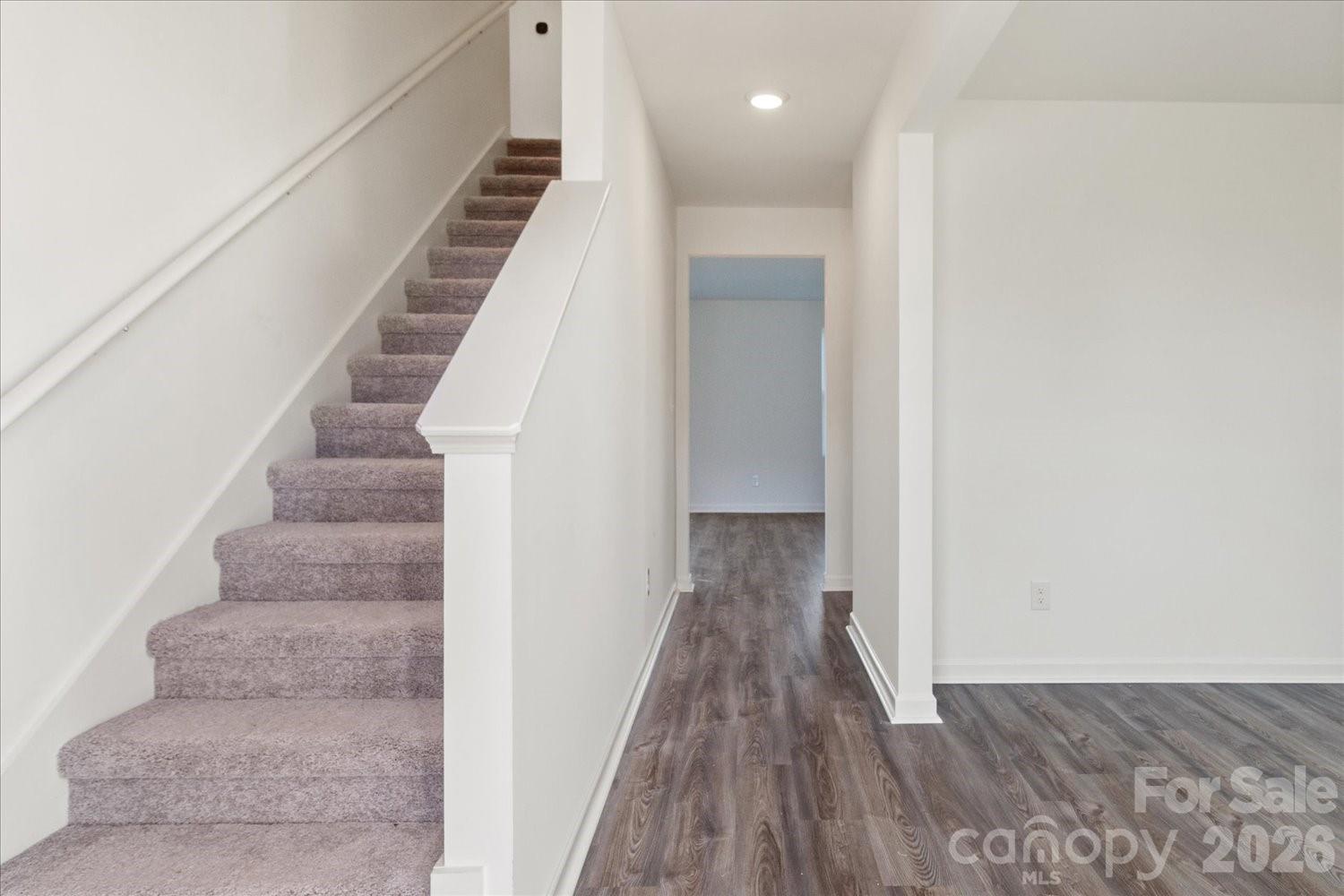 515 Tomlin Trail Gaston, SC 29053 - Photo 3 of 31