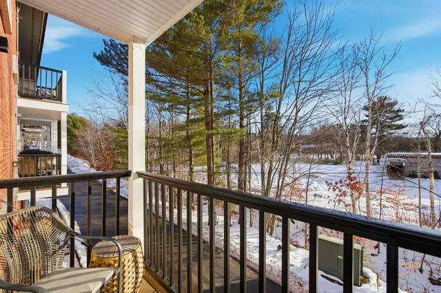 $179,900 | 131 Lake Street, Unit 204, Gilford, NH 03246