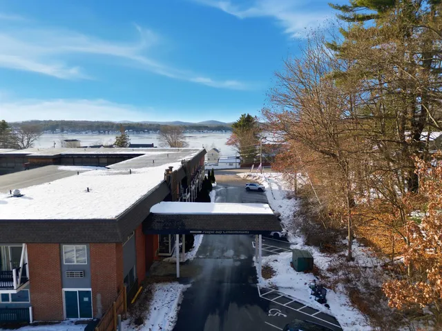 $179,900 | 131 Lake Street, Unit 204, Gilford, NH 03246