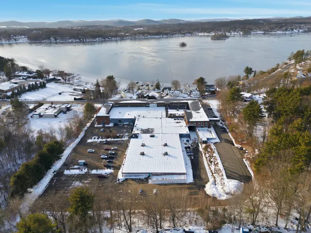 $179,900 | 131 Lake Street, Unit 204, Gilford, NH 03246