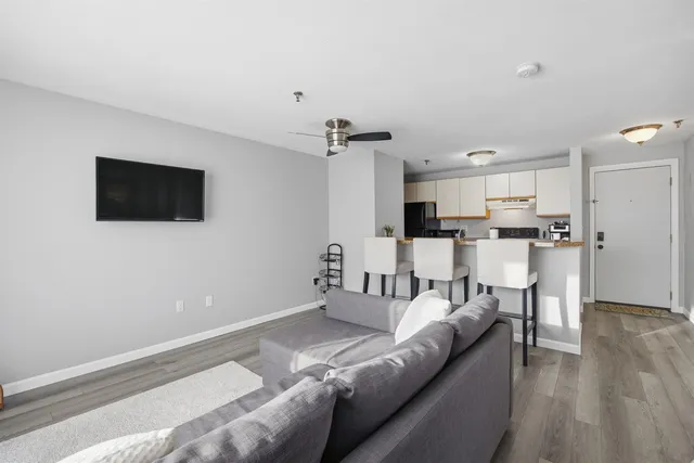 $179,900 | 131 Lake Street, Unit 204, Gilford, NH 03246