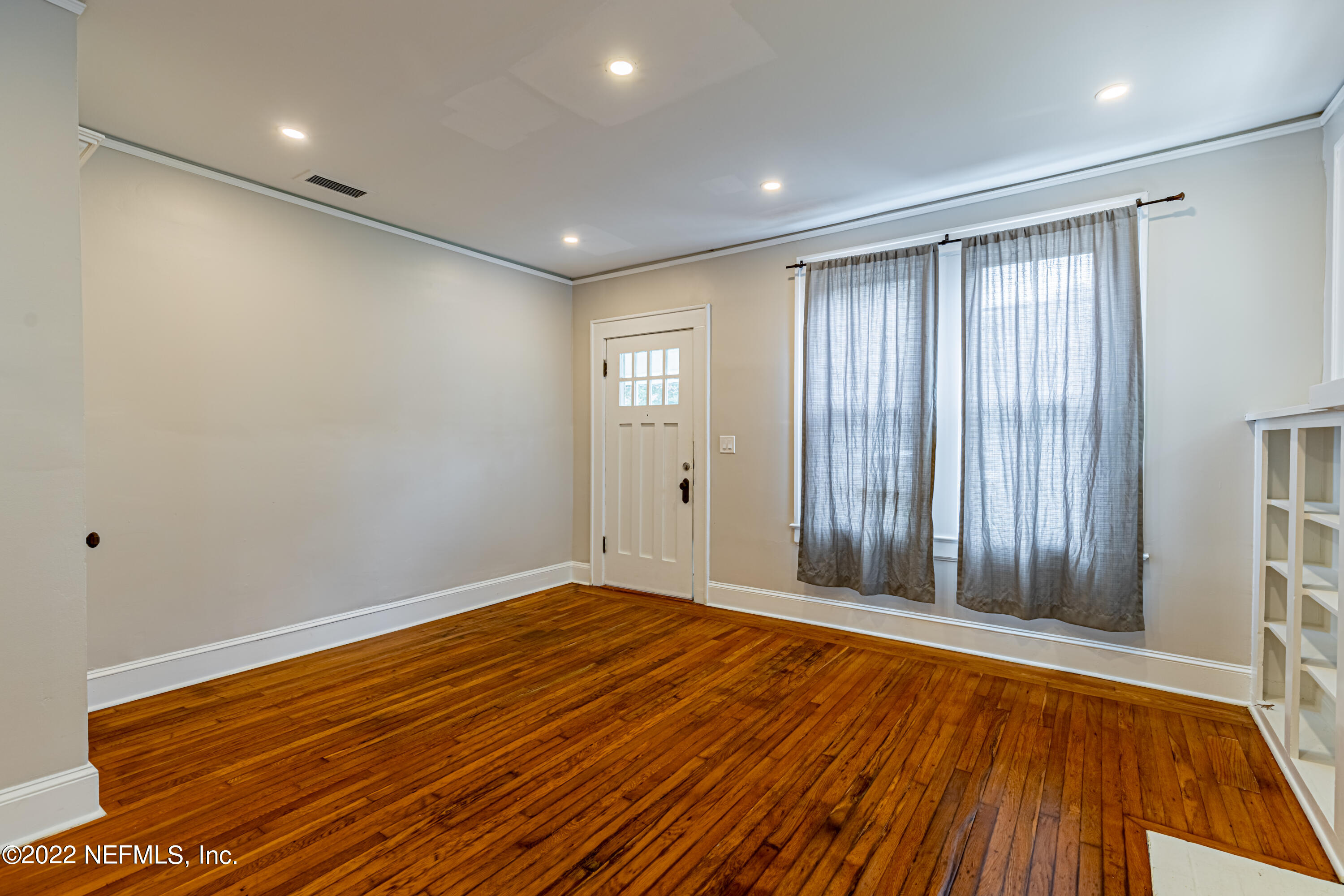 2657 Post Street Jacksonville, FL 32204 - Photo 11 of 35 LIVING ROOM (UNIT 1)