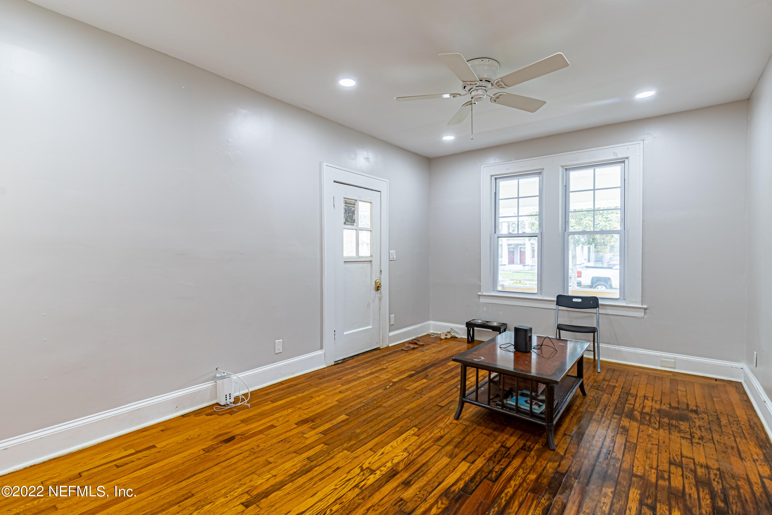 2657 Post Street Jacksonville, FL 32204 - Photo 20 of 35 LIVING ROOM (UNIT 2)