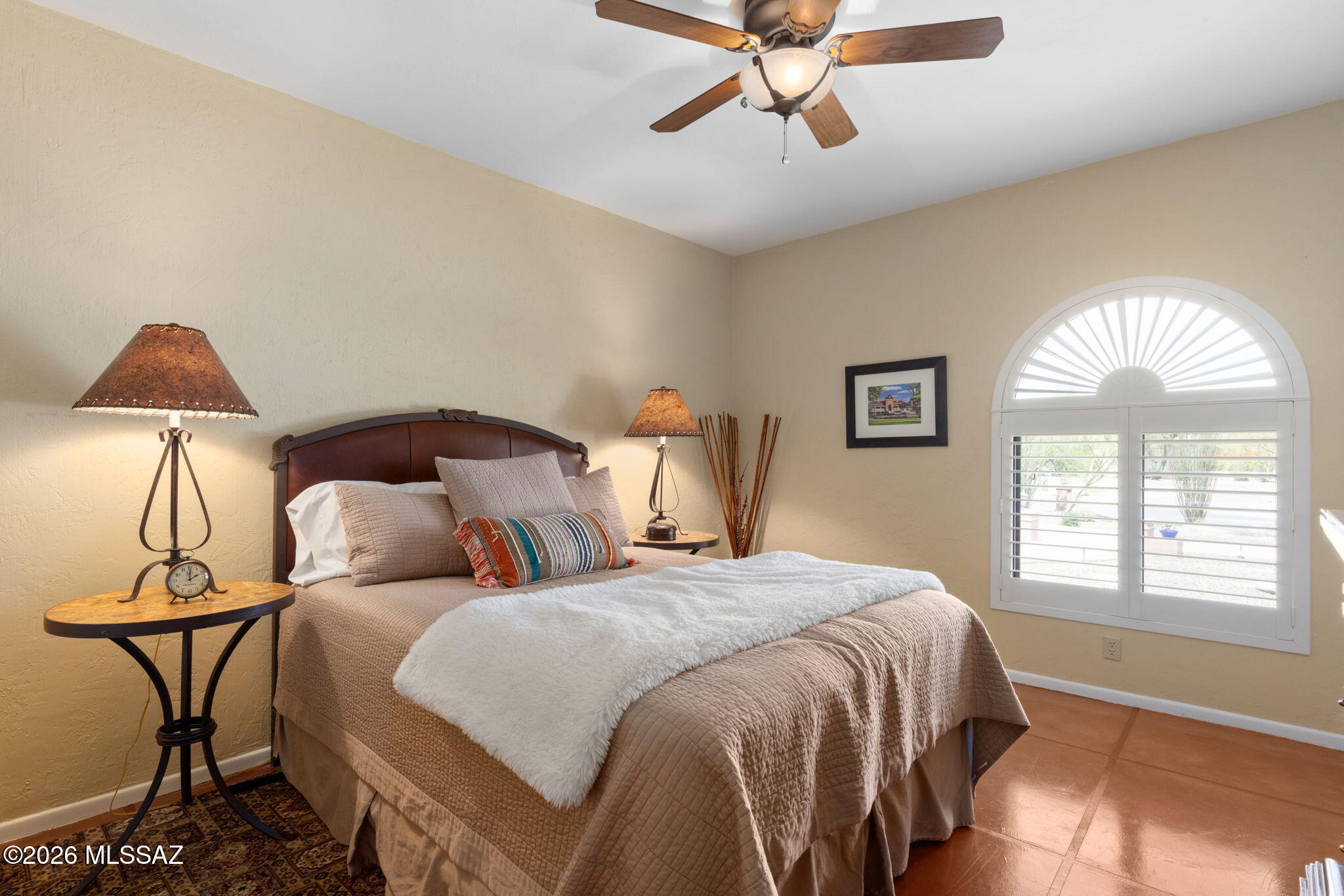 3575 North Pantano Road Tucson, AZ 85750 - Photo 25 of 51 Scored concrete floors, ceiling fan and plantation shutters