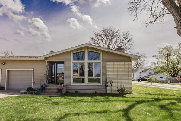 $299,900 | 311 North Westmor Street, Spring Green, WI 53588