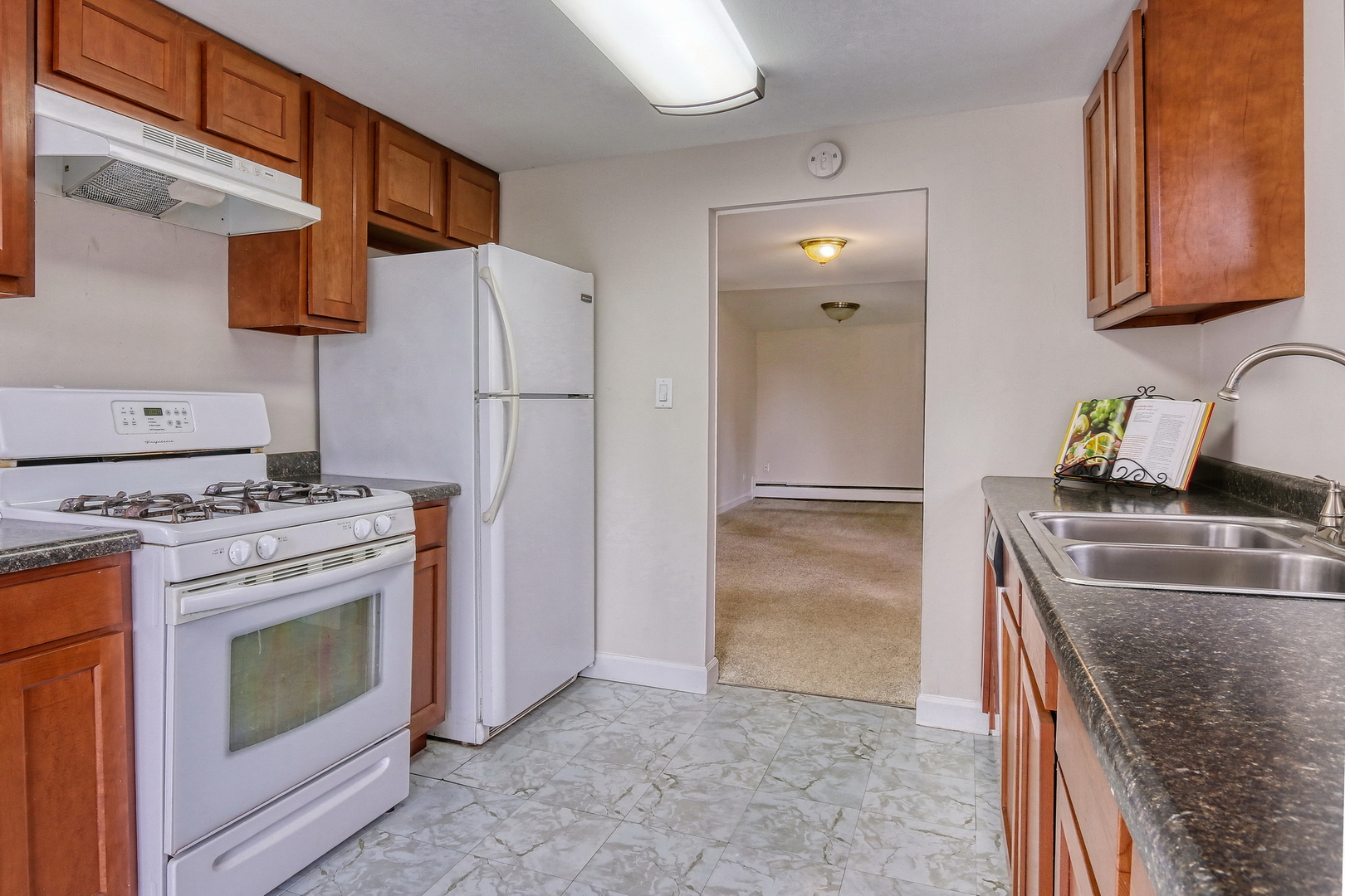 35644 North Ward Lane Ingleside, IL 60041 - Photo 7 of 32