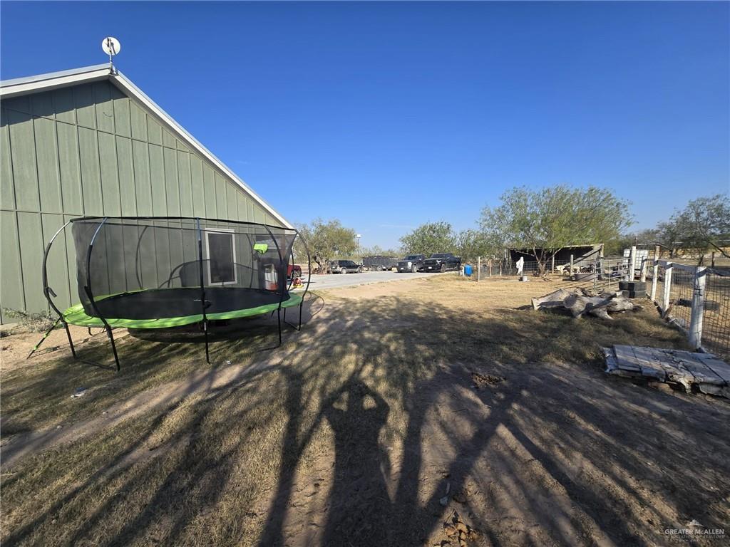 8321 Mile 9 Road Mission, TX 78574 - Photo 6 of 19