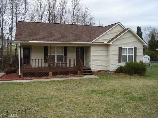 301 Albertson Road Thomasville, NC 27360 - Photo 1 of 1 Exterior Front.