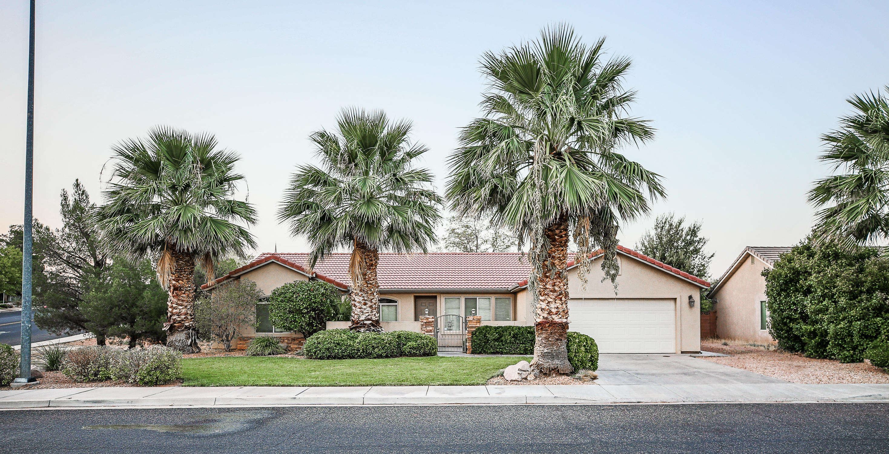 1433 West 1230th Street North St. George, UT 84770 - Photo 1 of 1 FRONT