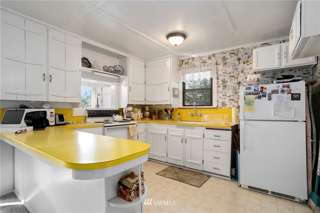 2213 Carpenter Road Southeast Lacey, WA 98503 - Photo 23 of 25 Gallery Image 23