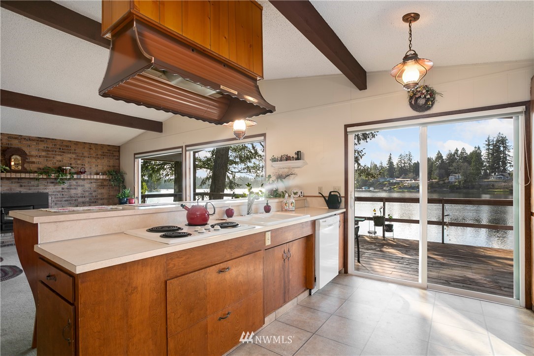2213 Carpenter Road Southeast Lacey, WA 98503 - Photo 8 of 25 Gallery Image 8