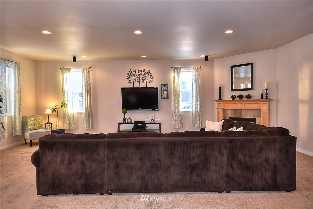 3937 Ruston Way Bellingham, WA 98226 - Photo 11 of 25 Gallery Image 11