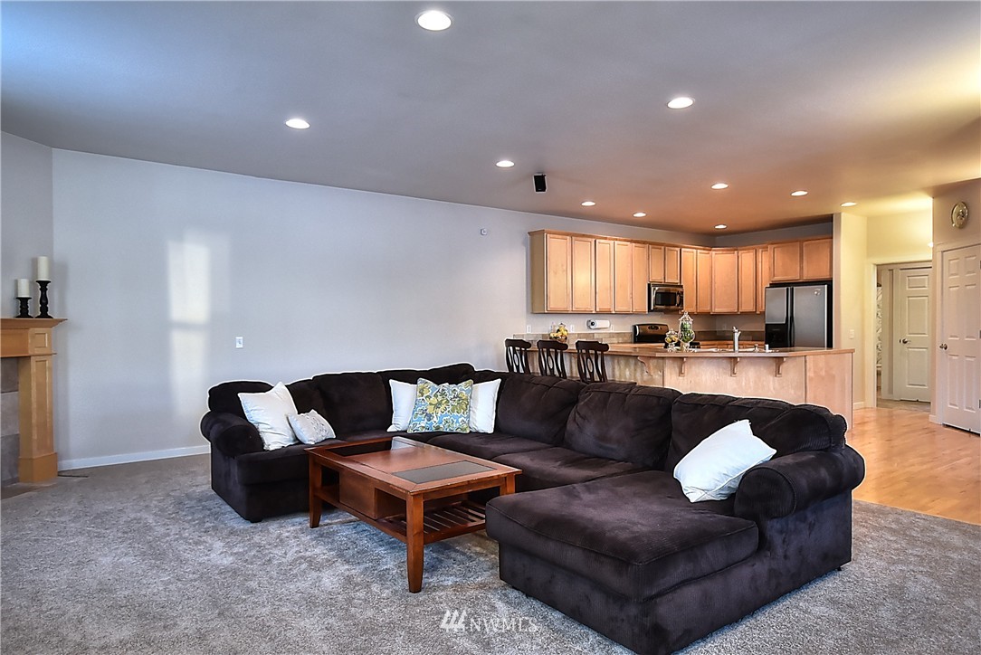 3937 Ruston Way Bellingham, WA 98226 - Photo 12 of 25 Gallery Image 12