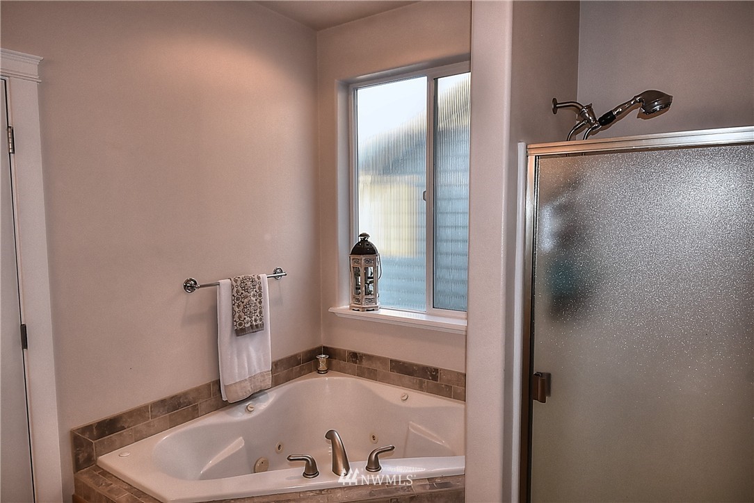 3937 Ruston Way Bellingham, WA 98226 - Photo 20 of 25 Gallery Image 20