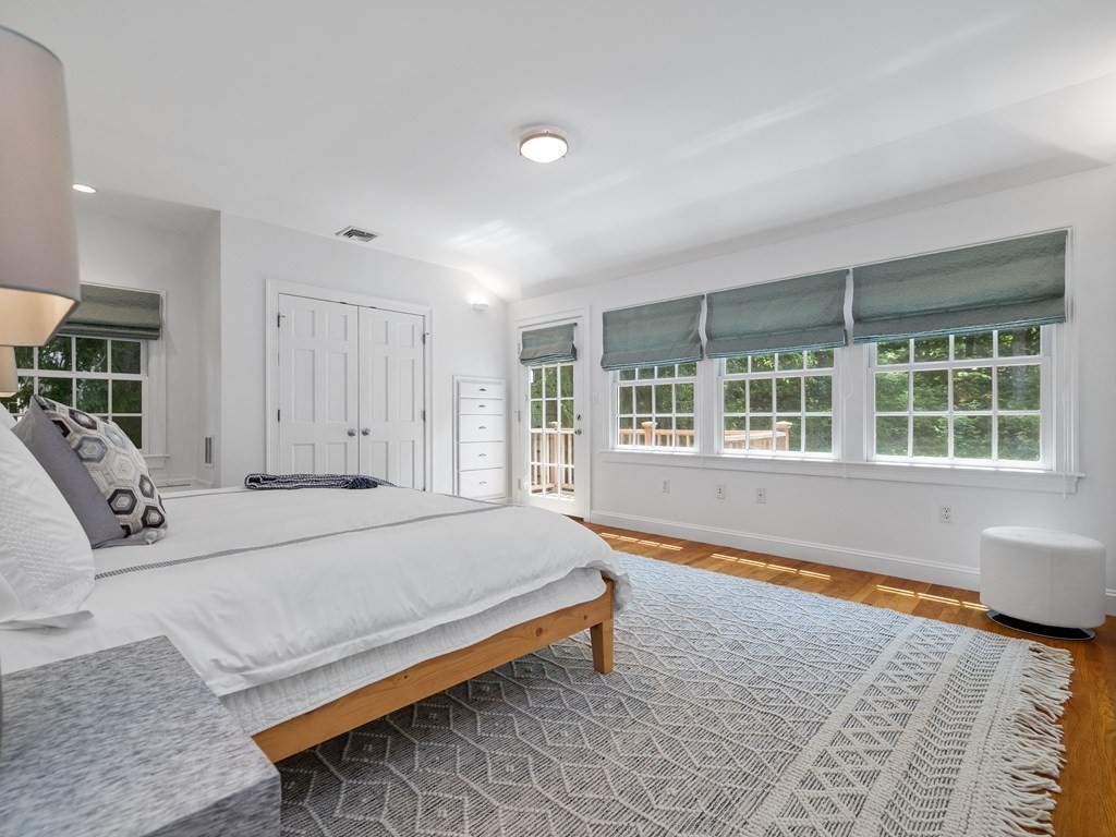 39 Radcliffe Road Wellesley, MA 02482 - Photo 12 of 18
