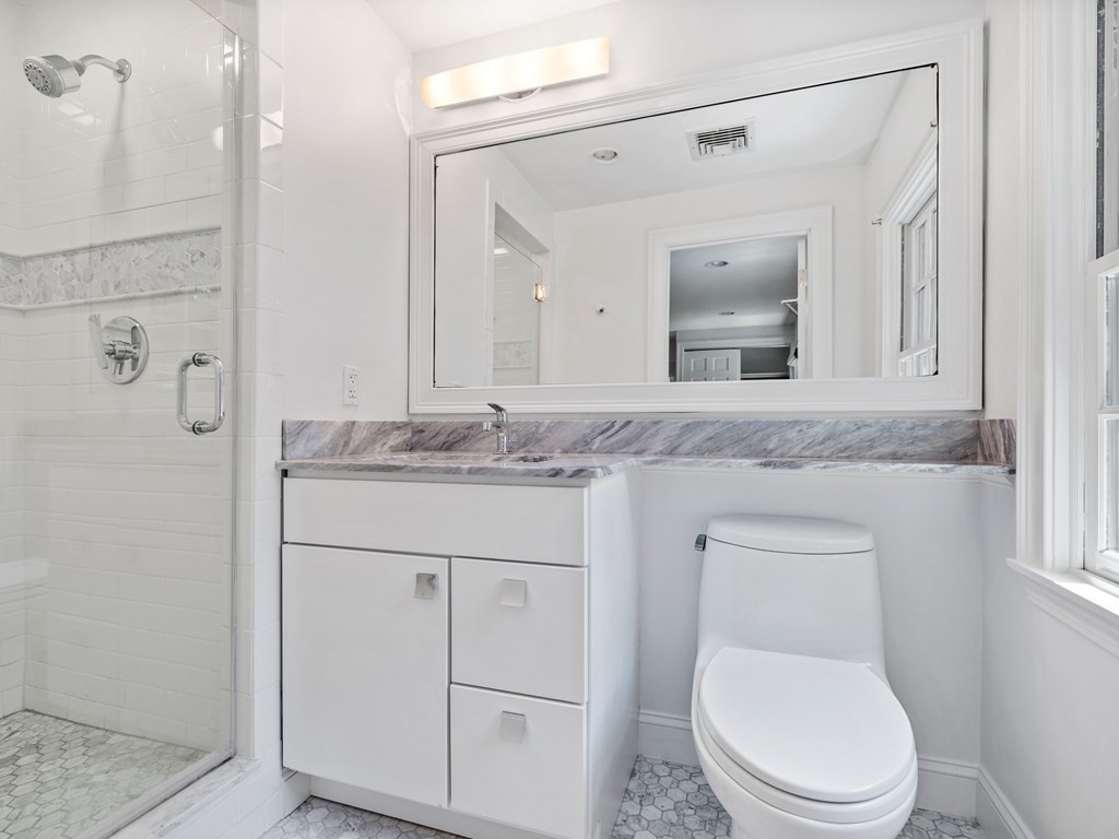 39 Radcliffe Road Wellesley, MA 02482 - Photo 15 of 18