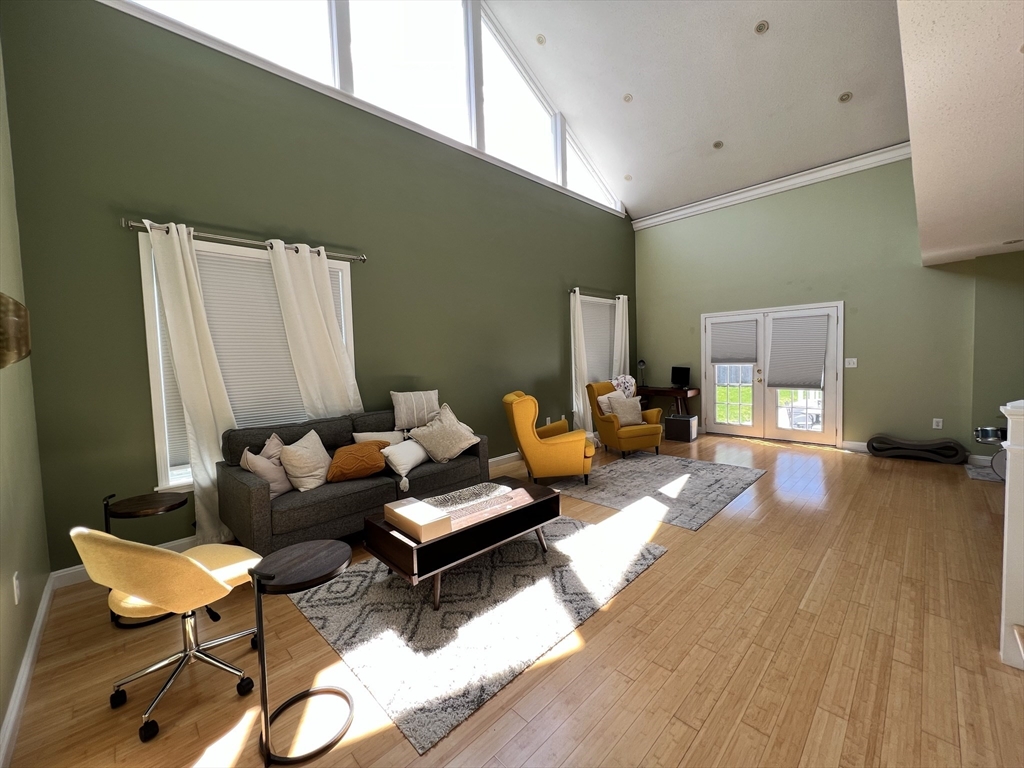 12 Gassett Road Westford, MA 01886 - Photo 8 of 38