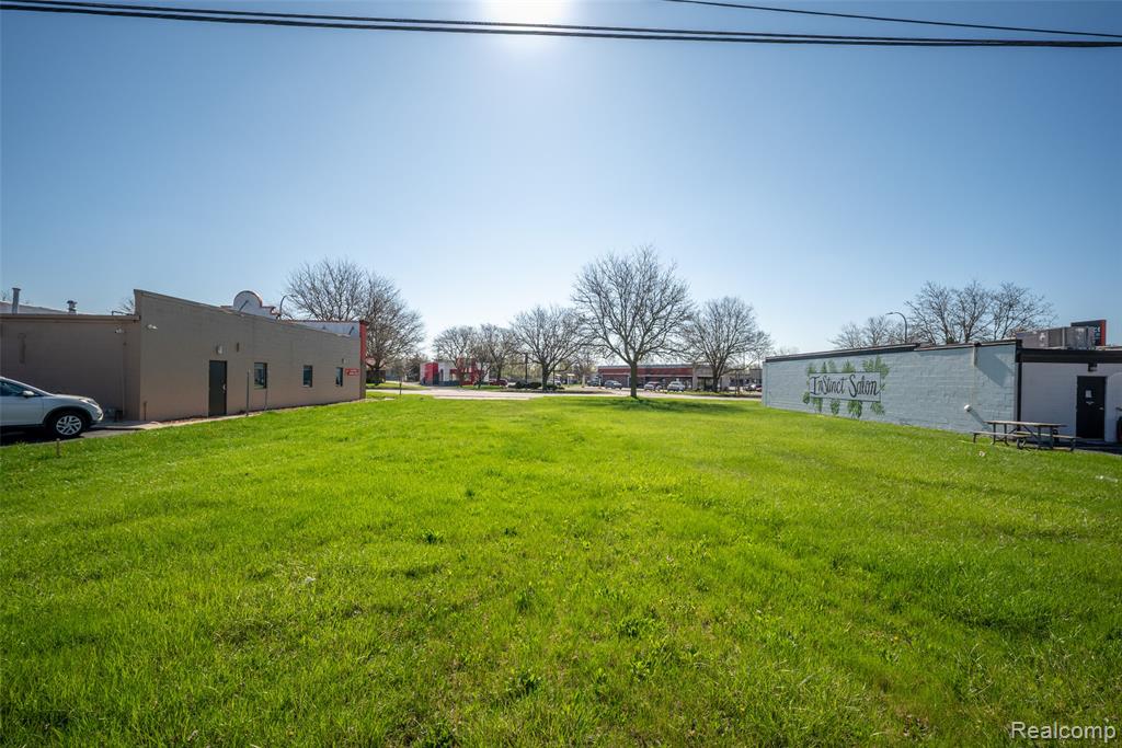 27200 Telegraph Road Flat Rock, MI 48134 - Photo 12 of 15