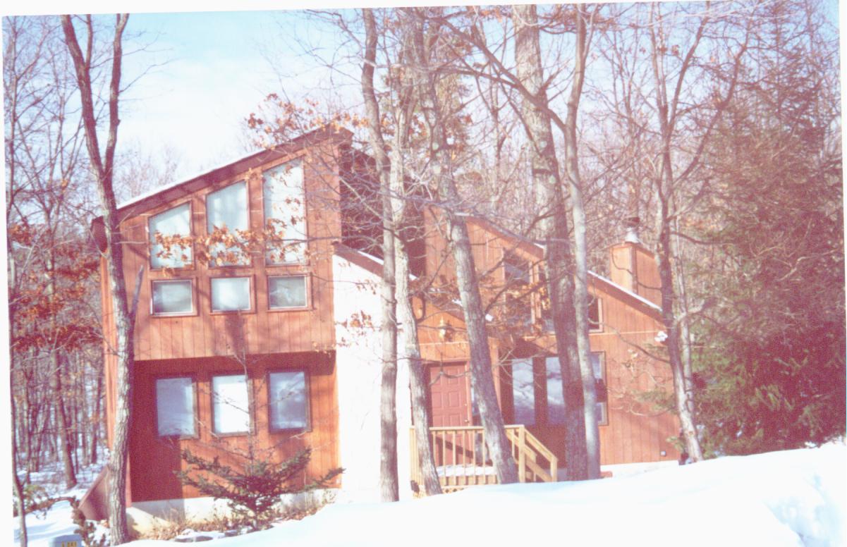 33 Thorin Way Bushkill, PA 18371 - Photo 1 of 1 Listing Photo