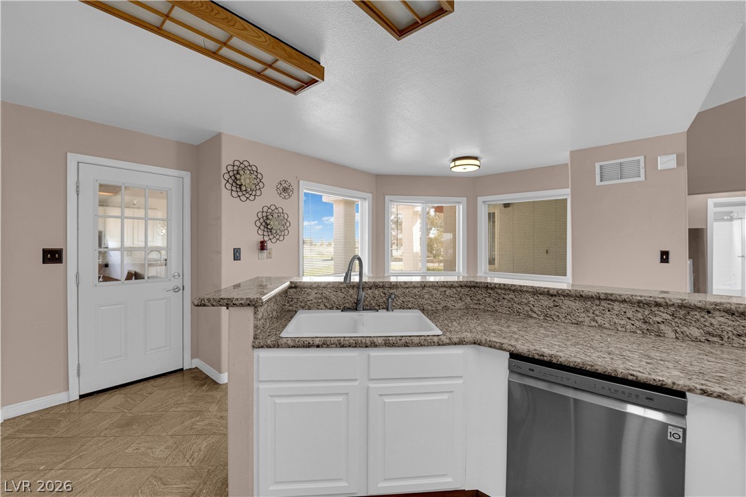 3440 Prairie Avenue Pahrump, NV 89048 - Photo 14 of 59