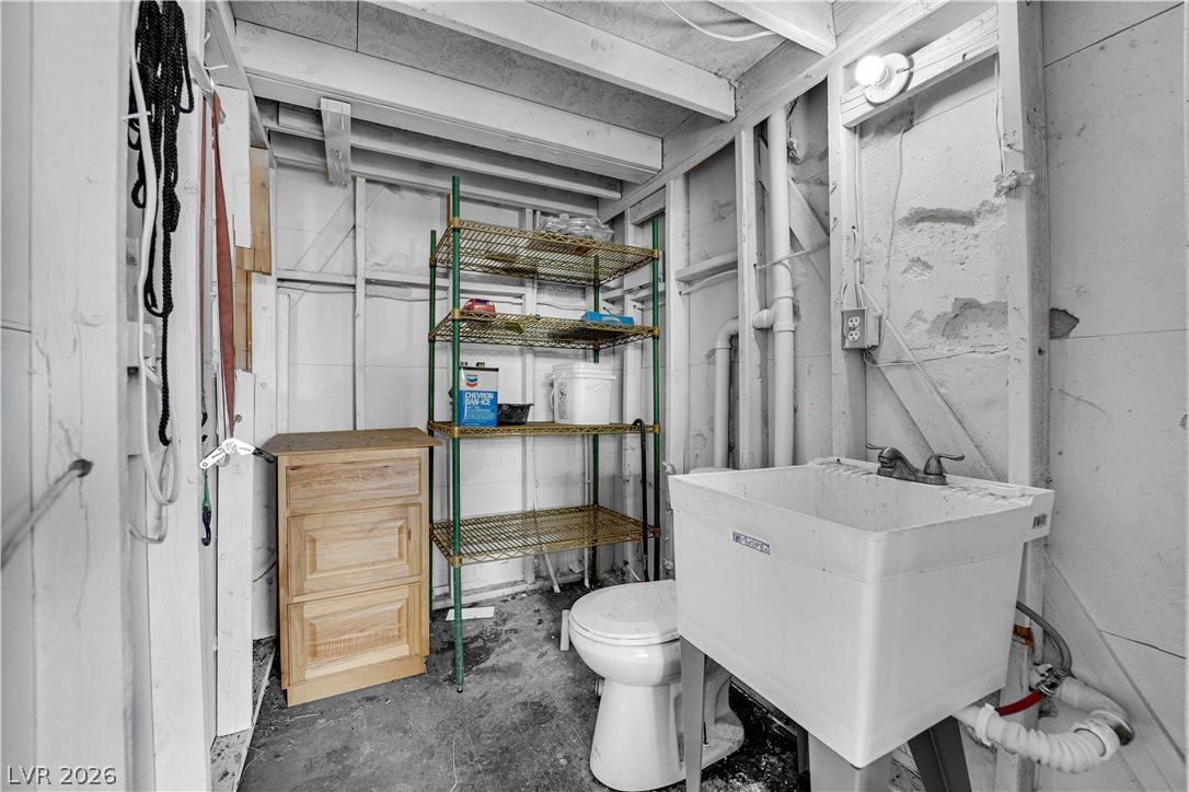 3440 Prairie Avenue Pahrump, NV 89048 - Photo 46 of 59 Garage/workshop bathroom