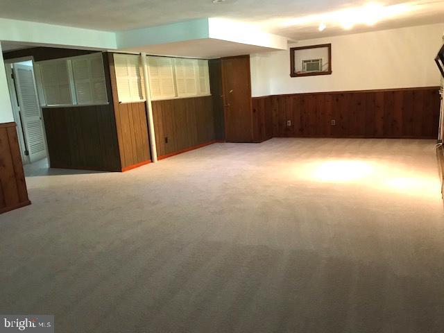 6149 Loch Raven Drive McLean, VA 22101 - Photo 19 of 29 Spacious Rec Rm with pass-thru to Den/Office