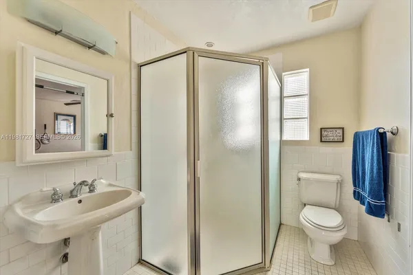 $5,300,000 | 1021 North Greenway Drive, Coral Gables, FL 33134