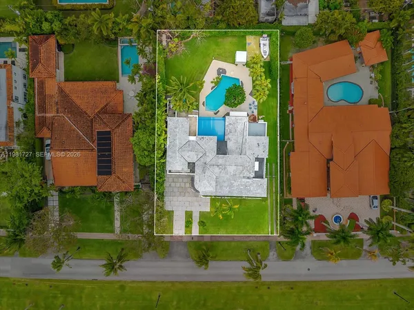 $5,300,000 | 1021 North Greenway Drive, Coral Gables, FL 33134