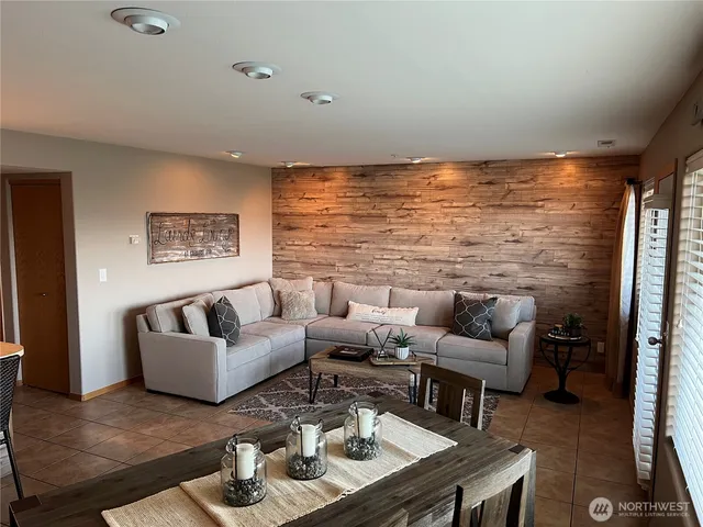 $425,000 | 8997 Crescent Bar Road Northwest, Unit C118, Quincy, WA 98848