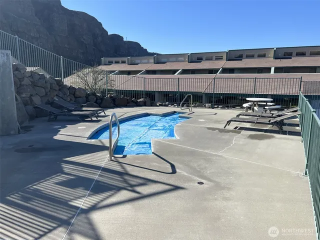 $425,000 | 8997 Crescent Bar Road Northwest, Unit C118, Quincy, WA 98848