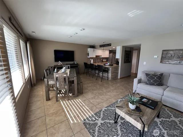 $425,000 | 8997 Crescent Bar Road Northwest, Unit C118, Quincy, WA 98848