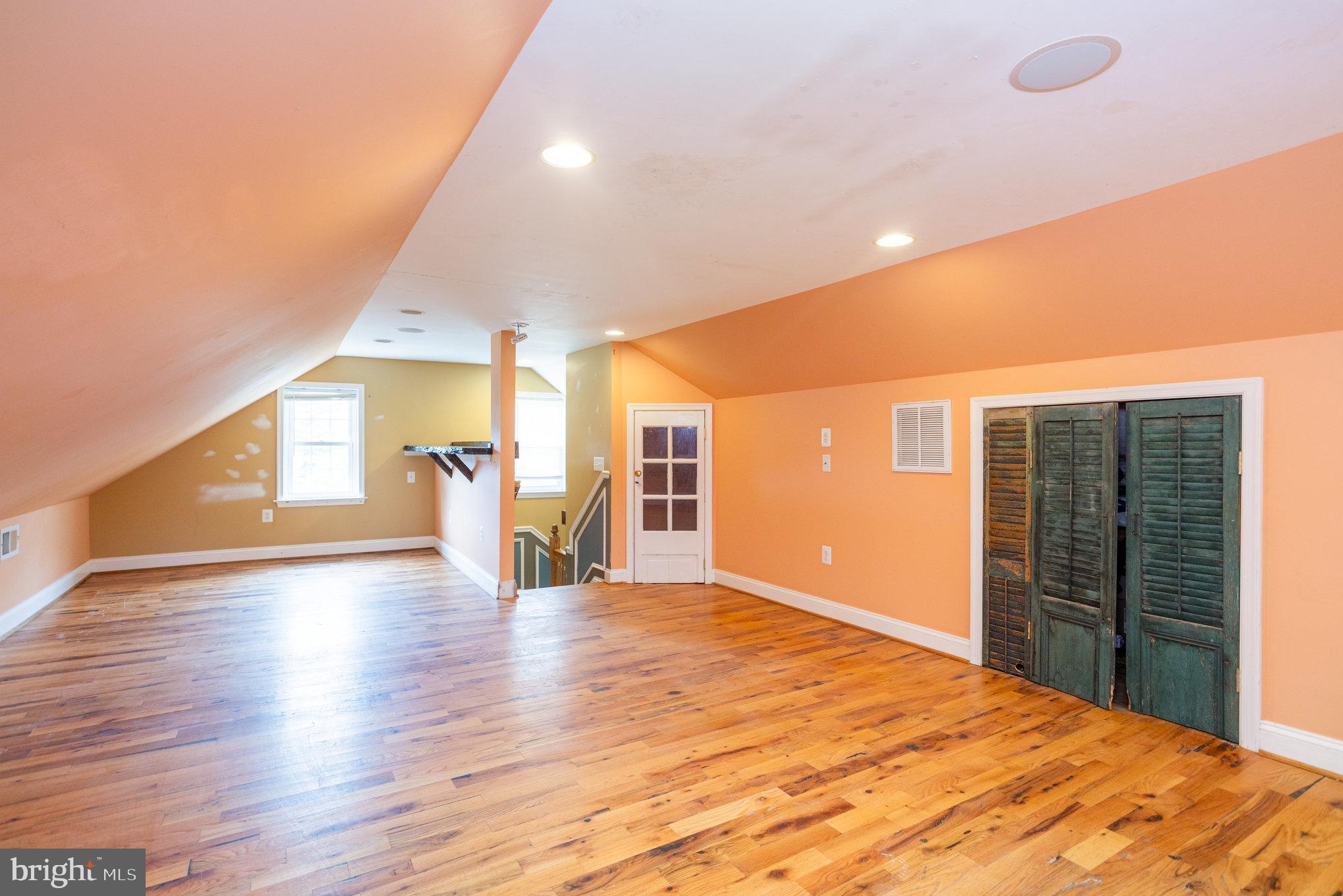 4033 Conowingo Road Darlington, MD 21034 - Photo 29 of 42 a big room with wooden floor and windows