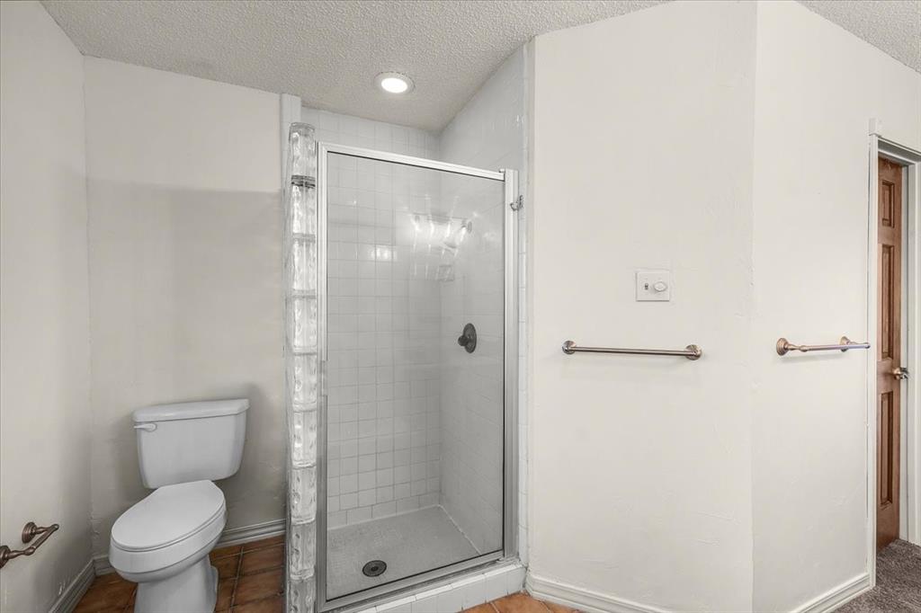 107 Springridge Lane Euless, TX 76039 - Photo 28 of 40