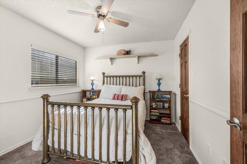 107 Springridge Lane Euless, TX 76039 - Photo 31 of 40