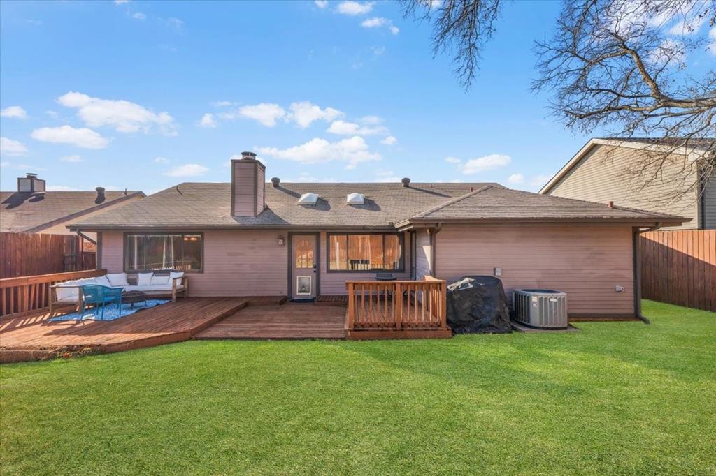 107 Springridge Lane Euless, TX 76039 - Photo 35 of 40